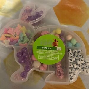 Walgreens Ready Go Fluffy Bunny Bead Kit 180pc Alphabet Butterfly Pendants NEW